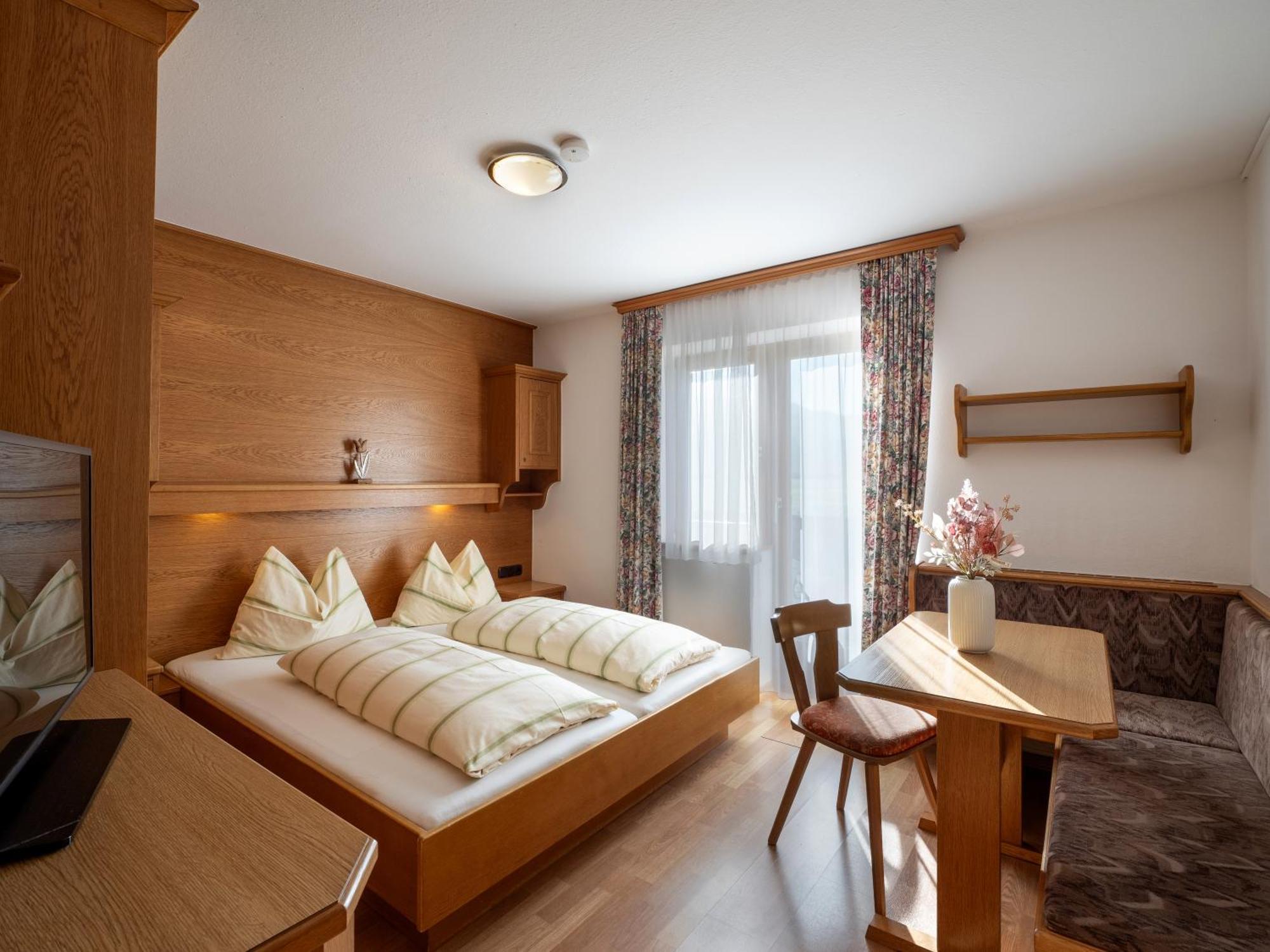 Apartment-Pension Schmiedererhof Санкт-Йоганн-ін-Тіроль Екстер'єр фото