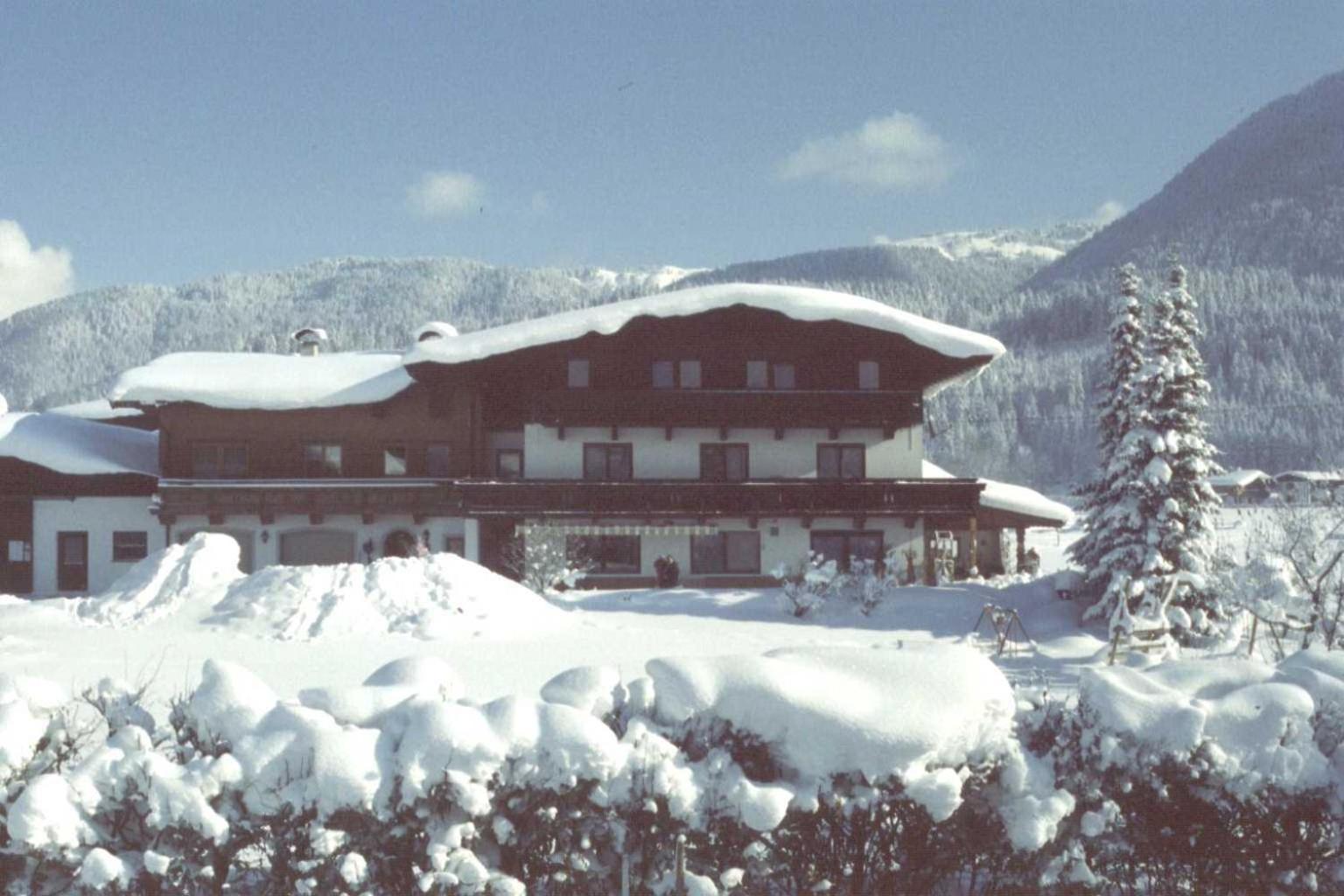 Apartment-Pension Schmiedererhof Санкт-Йоганн-ін-Тіроль Екстер'єр фото