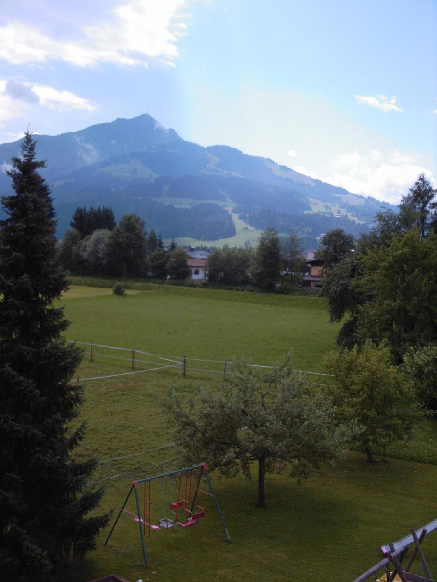 Apartment-Pension Schmiedererhof Санкт-Йоганн-ін-Тіроль Екстер'єр фото